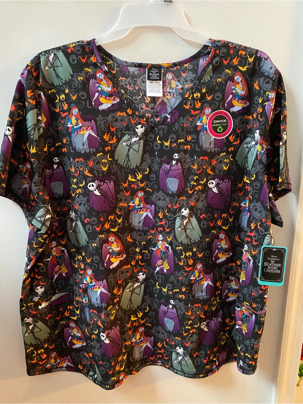 The Nightmare Before Christmas Scrub Women’s Top Size 3X, Brand NEW!